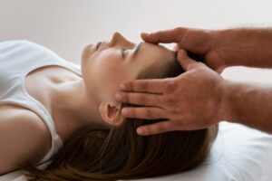 osteopathy-patoient-getting-tretment-massage (1)