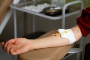 patient-getting-chemotherapy-treatment (2) (1)